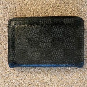 Louis Vuitton Men’s Wallet